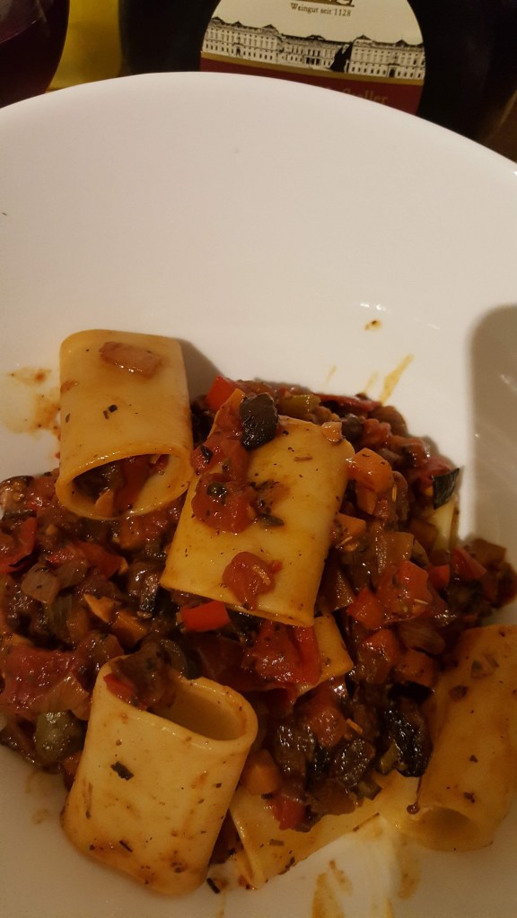 paccheri reali vegan bolognese