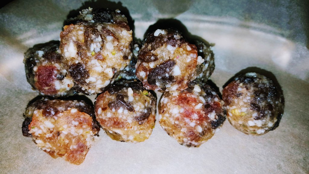 papaya macadamia nut vegan balls
