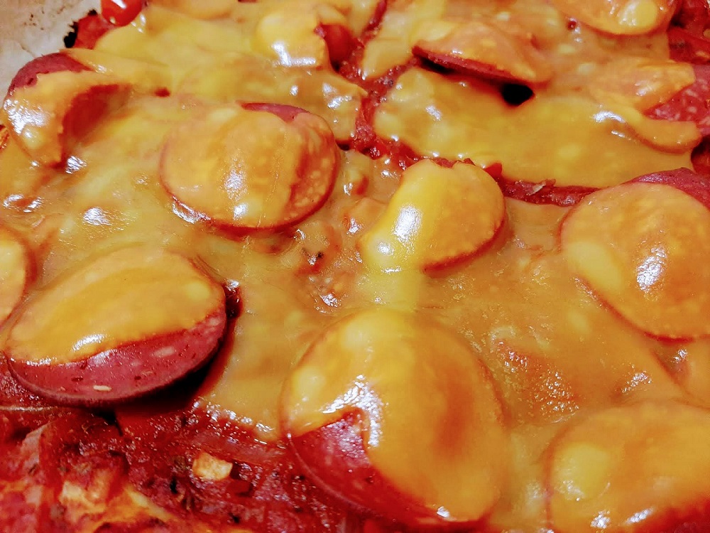 Ugly But Tasty Vegan Salami Pizza