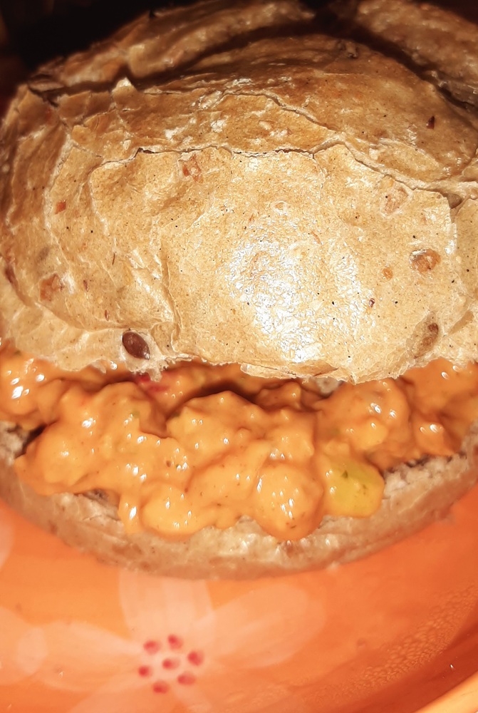 Spicy Chickpea Salad&nbsp;Sandwich