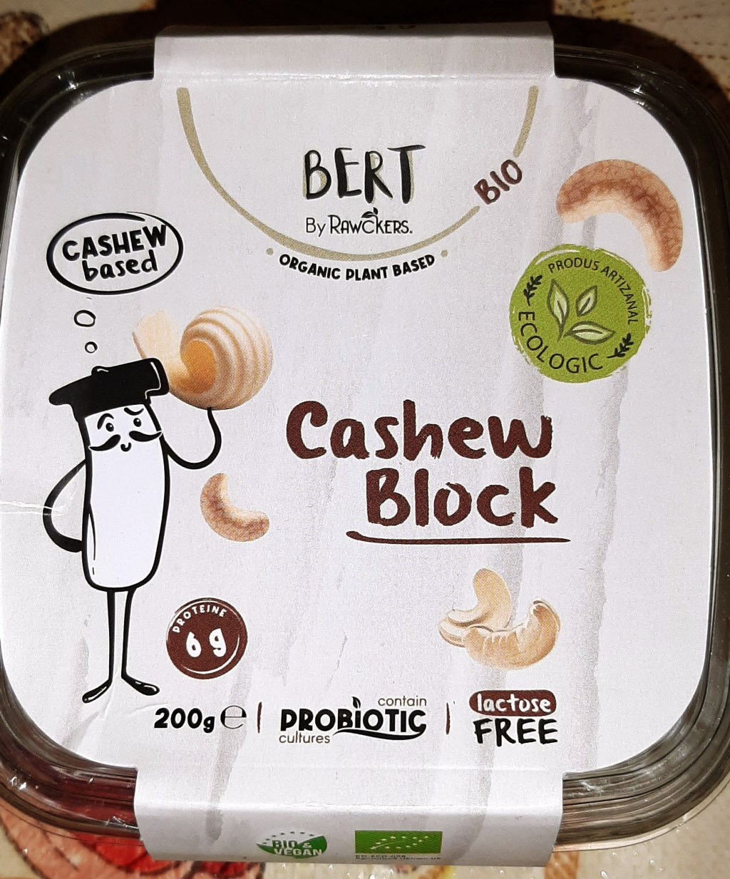 (More) Vegan Product&nbsp;Reviews