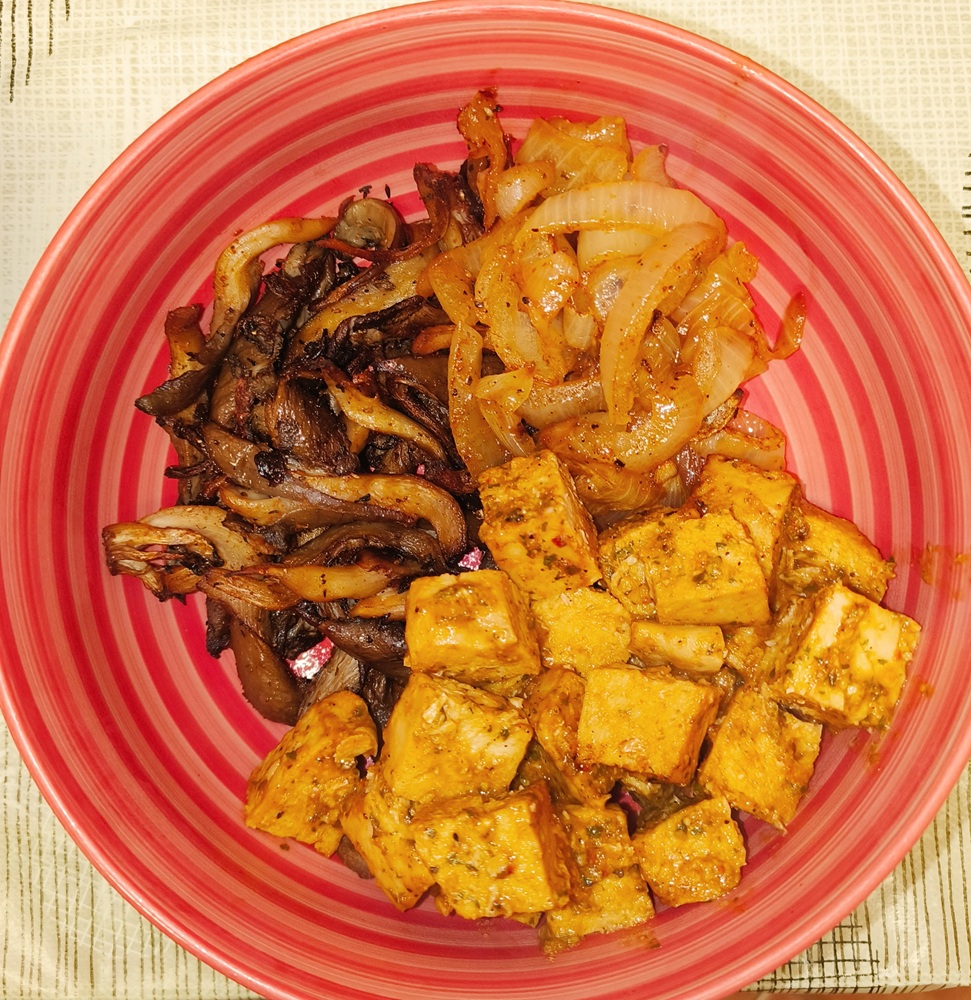 Low Calorie Vegan Recipe ~ Tofu w/Roasted Onions &&nbsp;Mushrooms